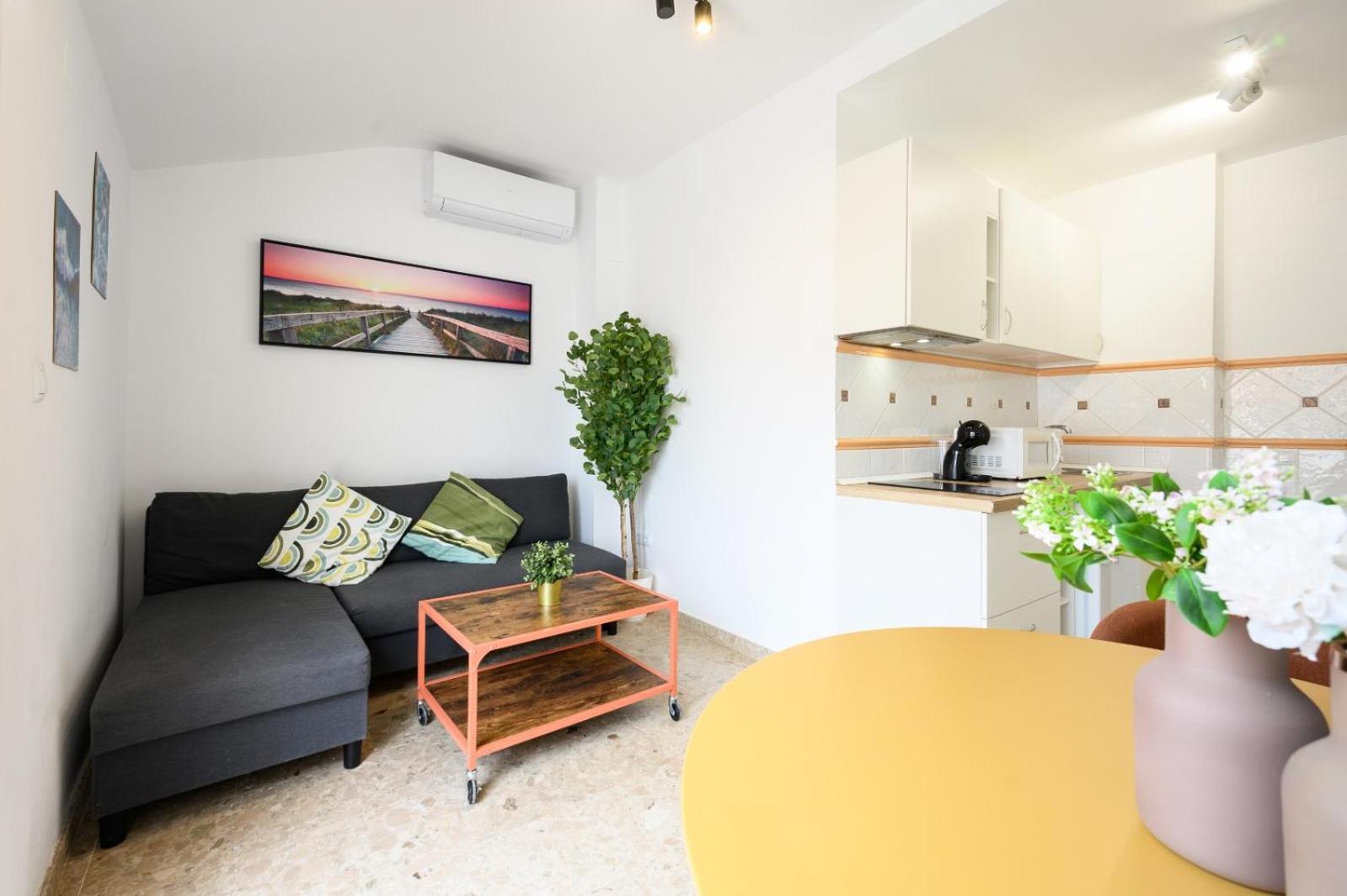 Apartment Cano Penthouse, Terrace & 2 Min To The By 10tosea Fuengirola